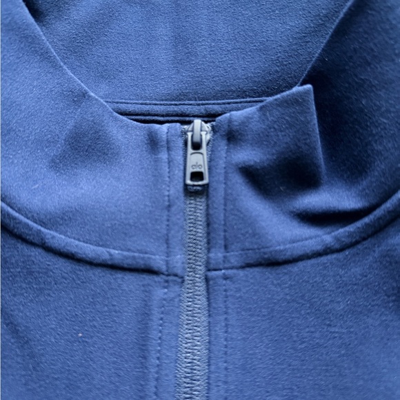 New w/ Tags ALO Yoga Men's Navy Conquer Max Mock Neck Full Zip | Size L - Picture 5 of 11
